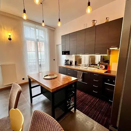 Art Loft -opera, Saint-lambert, Bueren Apartment